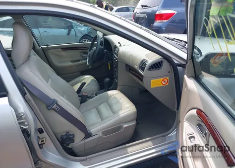 2004 Volvo S40 A/Lse z USA, uszkodzony, nr VIN YV1VS27584F044600